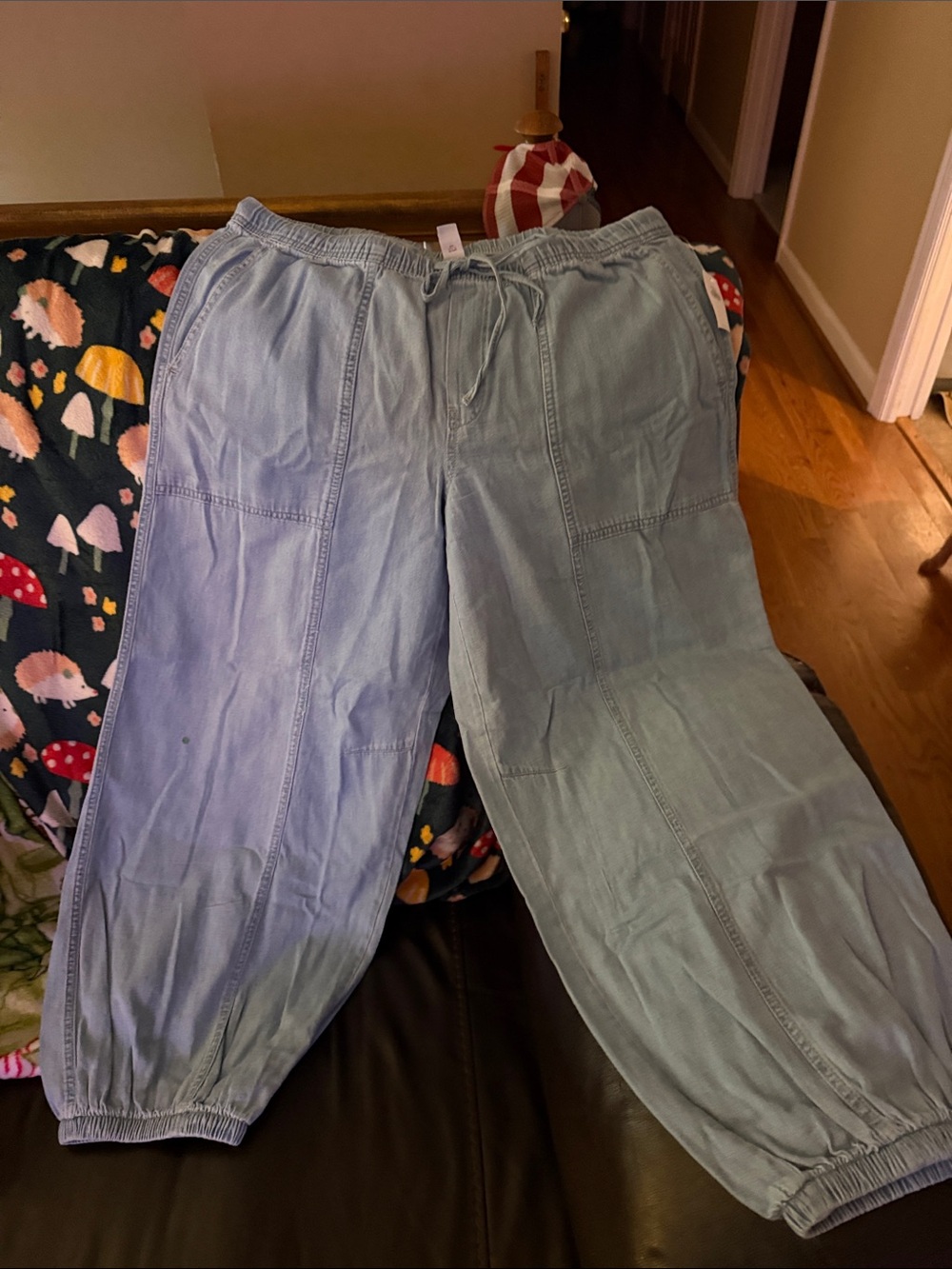 Light Blue Womens Elastic-Waist Chambray Jogger Pants